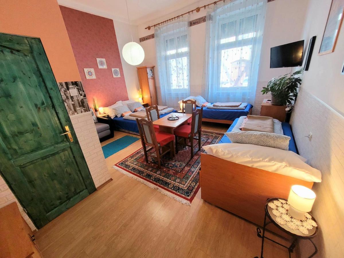 Brindza Vendeghaz Otel Segedin Dış mekan fotoğraf